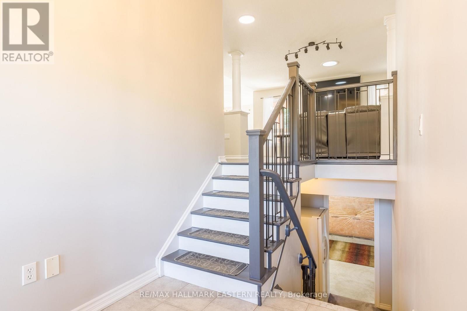 10 Springbank Road, Kawartha Lakes, ON photo 28