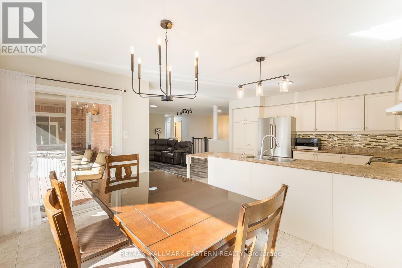 10 SPRINGBANK ROAD, Kawartha Lakes (Omemee) — photo 7
