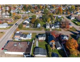 594 Hamilton Street W, Laurentian Valley, ON K8A6P1 Photo 17