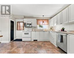 594 Hamilton Street W, Laurentian Valley, ON K8A6P1 Photo 33