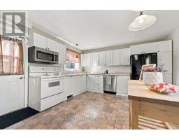 594 Hamilton Street W, Laurentian Valley, ON K8A6P1 Photo 32
