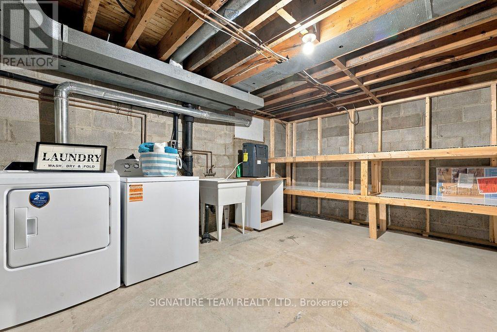 594 HAMILTON STREET W - 47