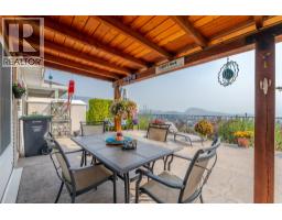3689 Morningside Drive, West Kelowna, BC V4T2T8 Photo 19