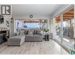 3689 Morningside Drive, West Kelowna, BC V4T2T8 Photo 15