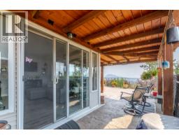 3689 Morningside Drive, West Kelowna, BC V4T2T8 Photo 18