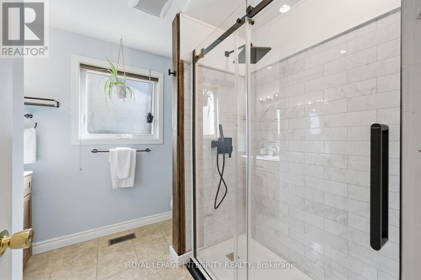 Condos for Sale in Ottawa – 1020 CAHILL DRIVE W, Ottawa – By Peter Sagos - Image 25