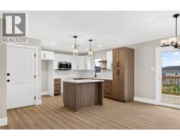 120 Edington, photo 7