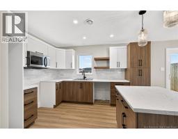120 Edington, photo 9