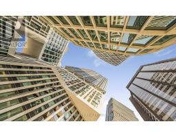 2421 - 230 Simcoe Street, Toronto, ON M5T0G7 Photo 14