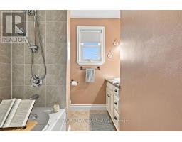 594 Hamilton Street W, Laurentian Valley, ON K8A6P1 Photo 44