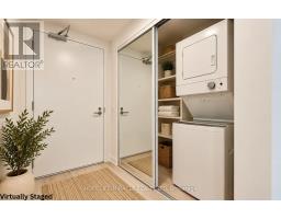2421 - 230 Simcoe Street, Toronto, ON M5T0G7 Photo 13