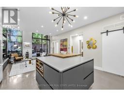 105 - 1177 Yonge Street, Toronto, ON M4T2Y4 Photo 10