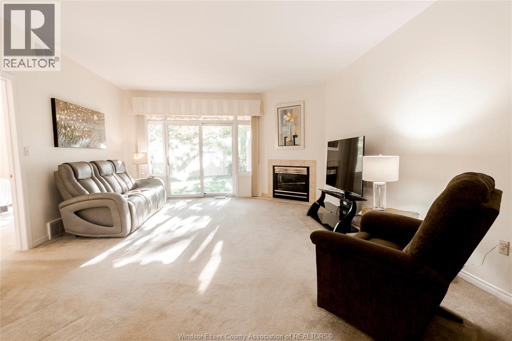 4661 BRADBURY COURT, Windsor — photo 8