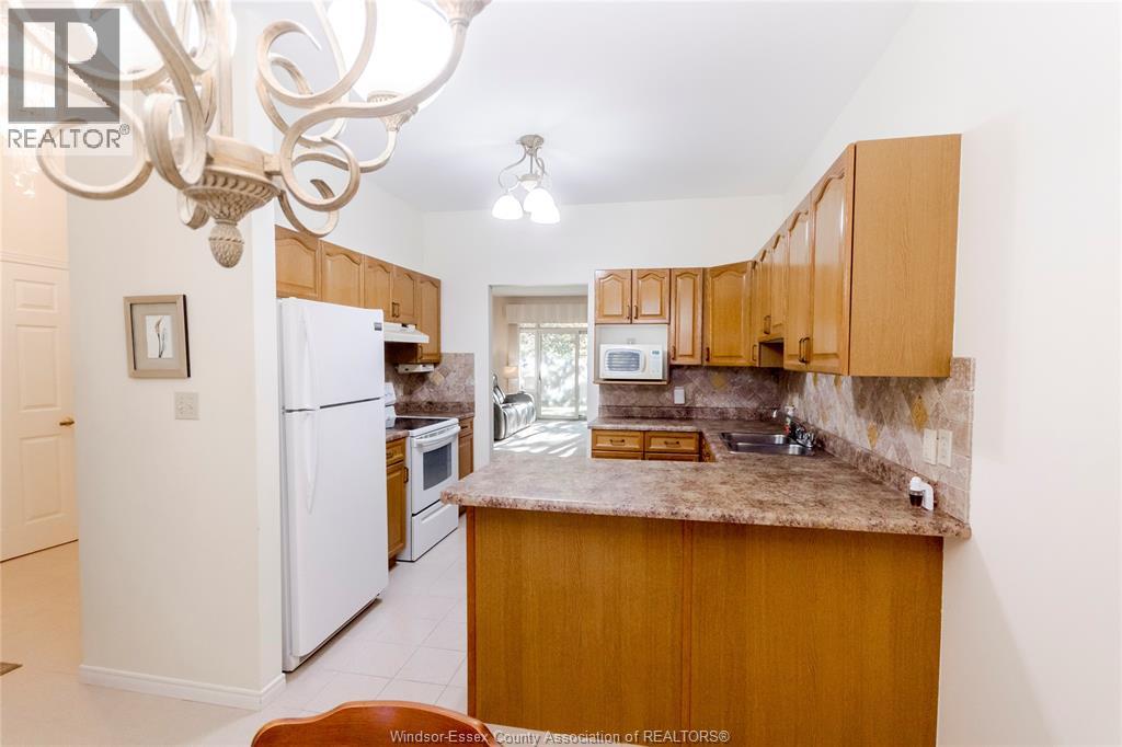 4661 BRADBURY COURT, Windsor — photo 5