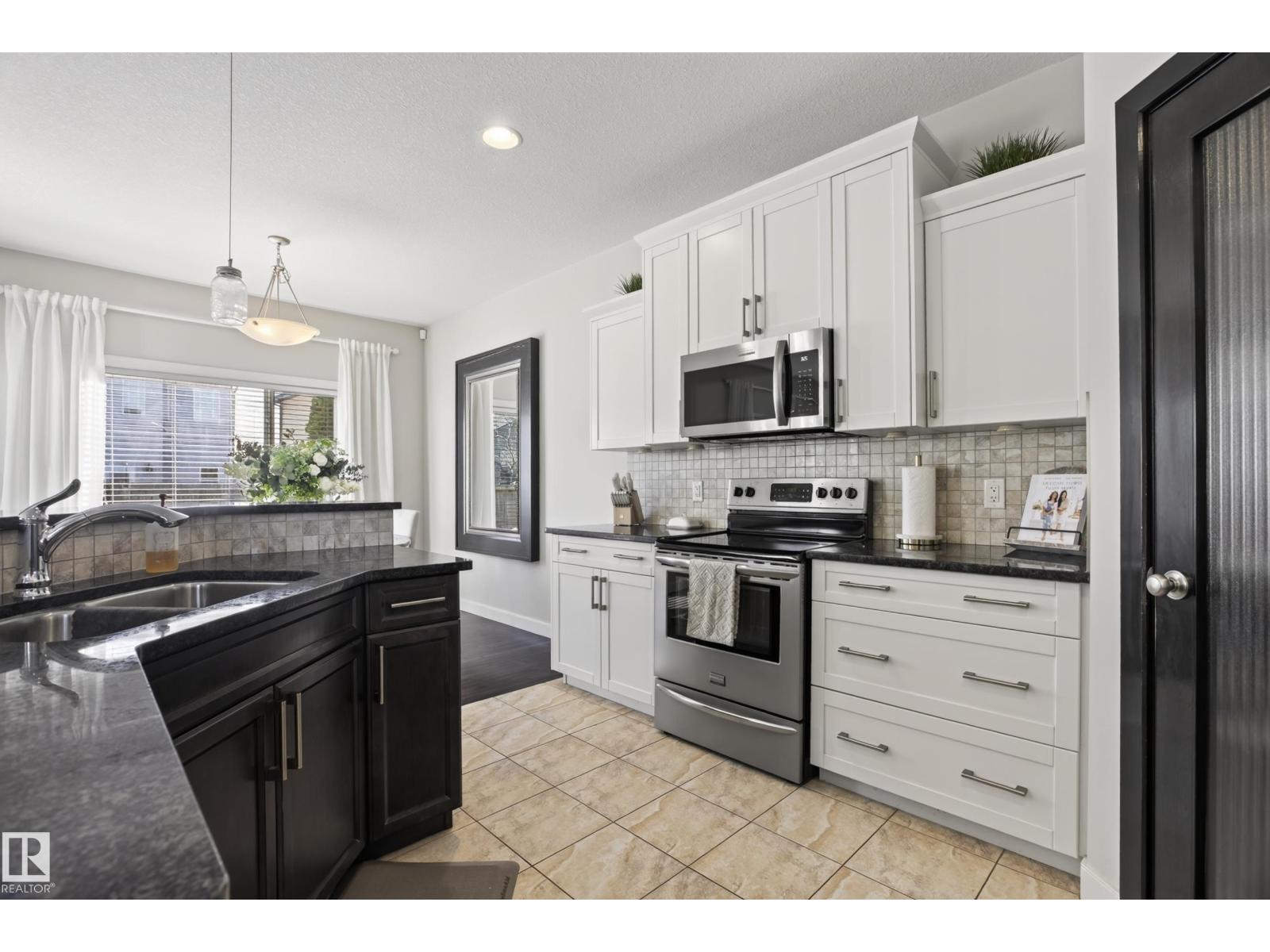9609 83 Avenue, photo 11