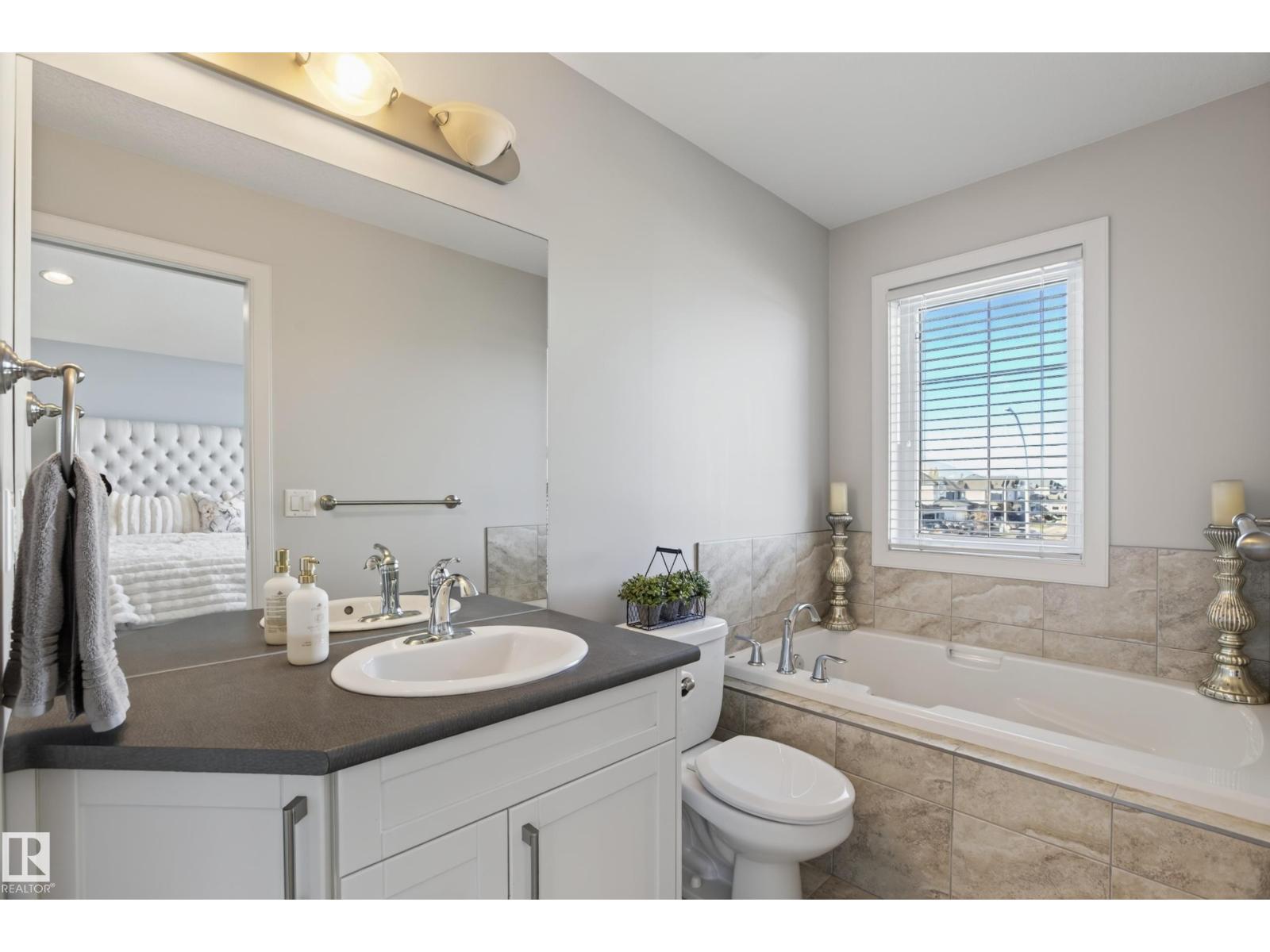 9609 83 Avenue, photo 22