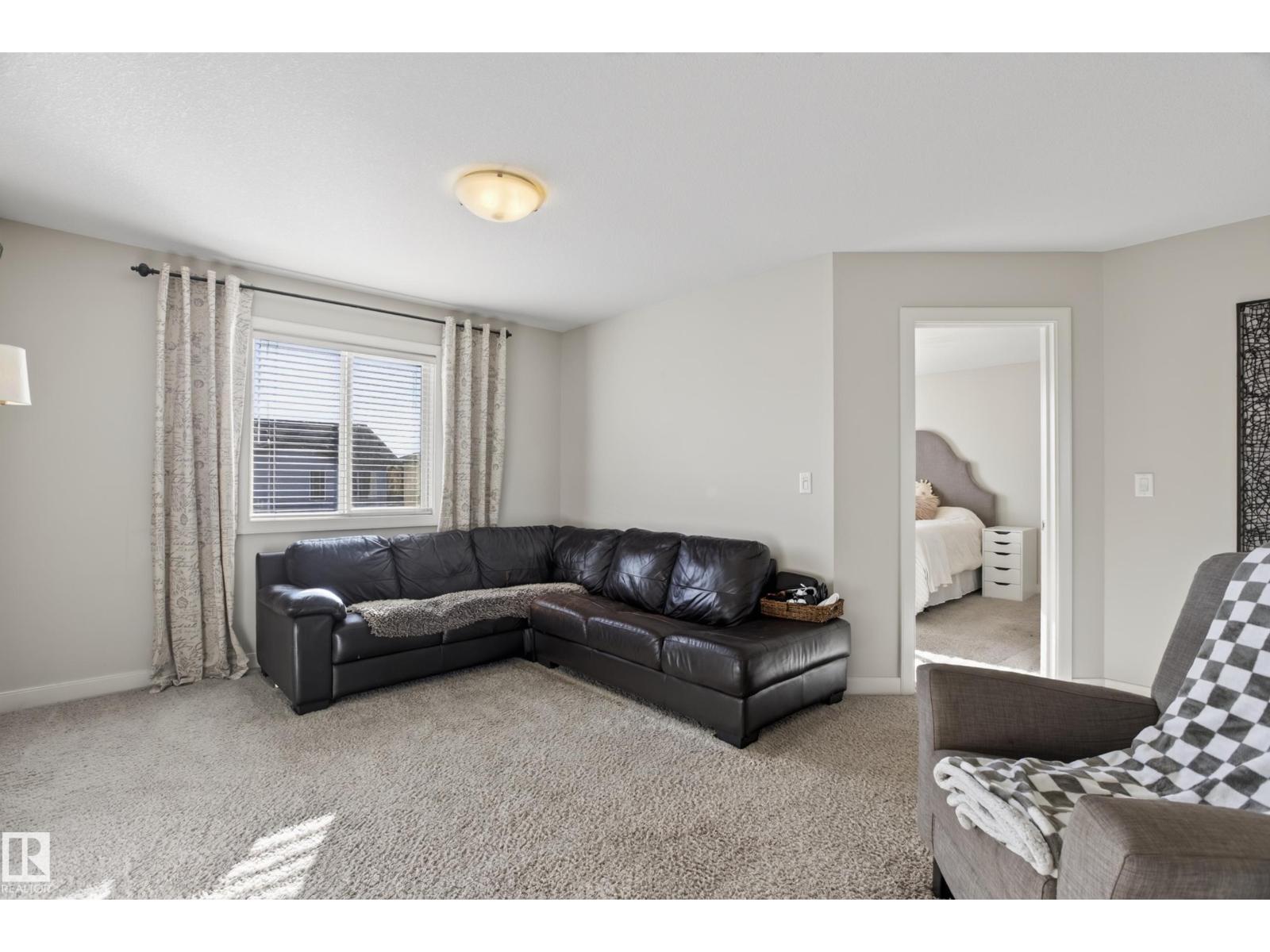 9609 83 Avenue, photo 30