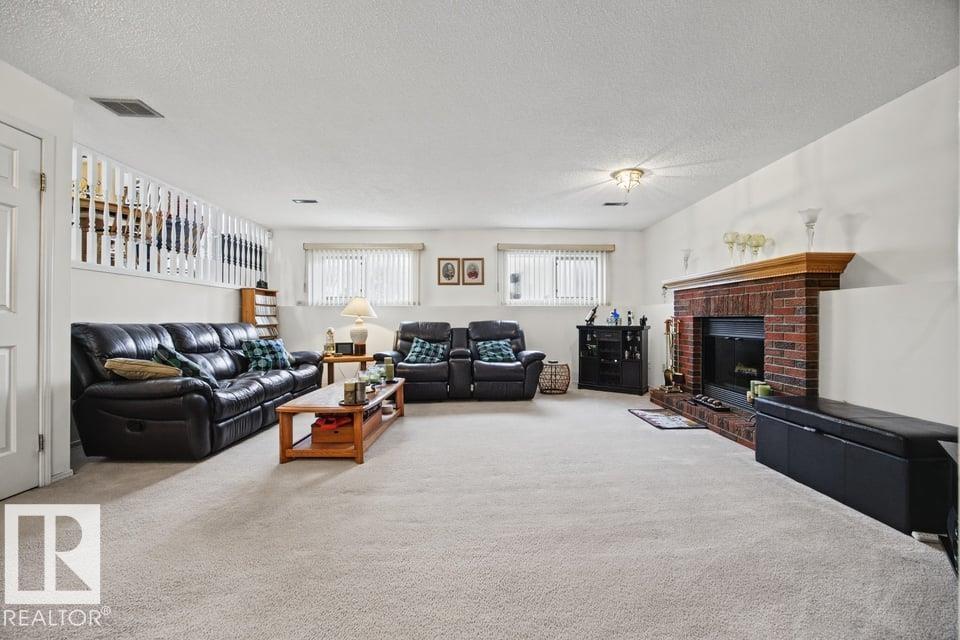 15239 63 Street NW, photo 28