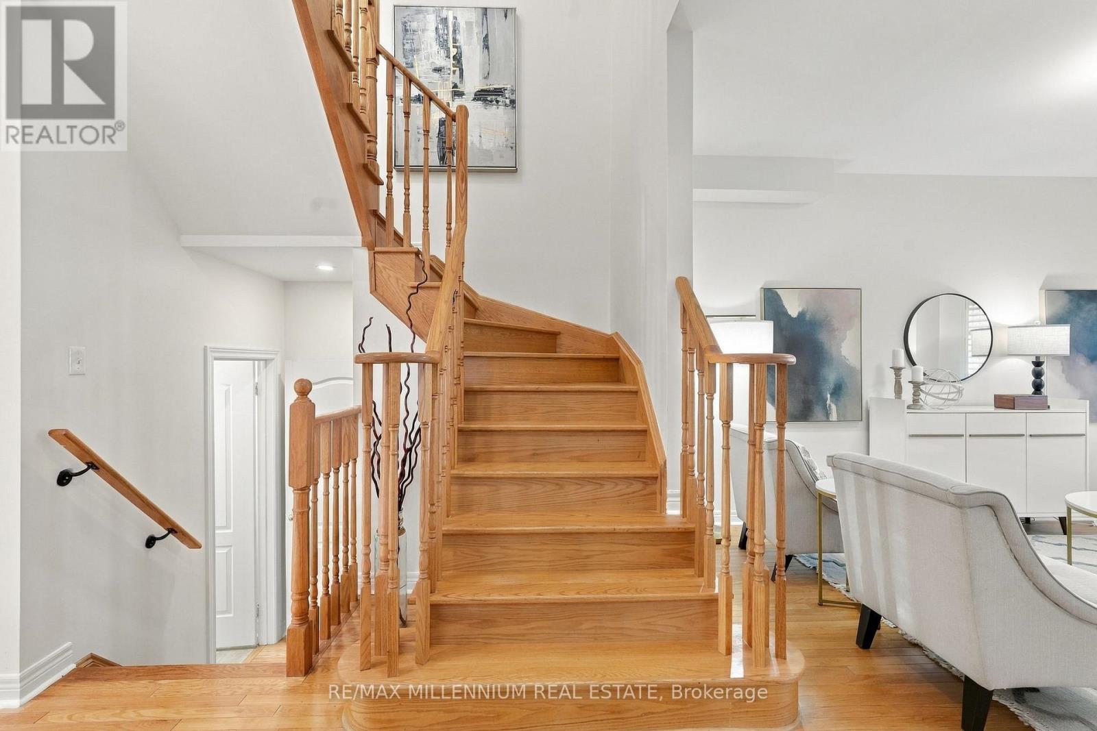 2557 Canadian Street, Pickering, ON photo 18