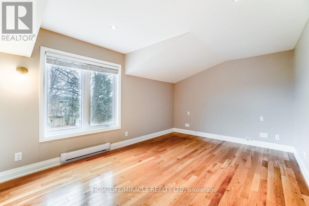 520 Gillmoss Road, Pickering, ON photo 21