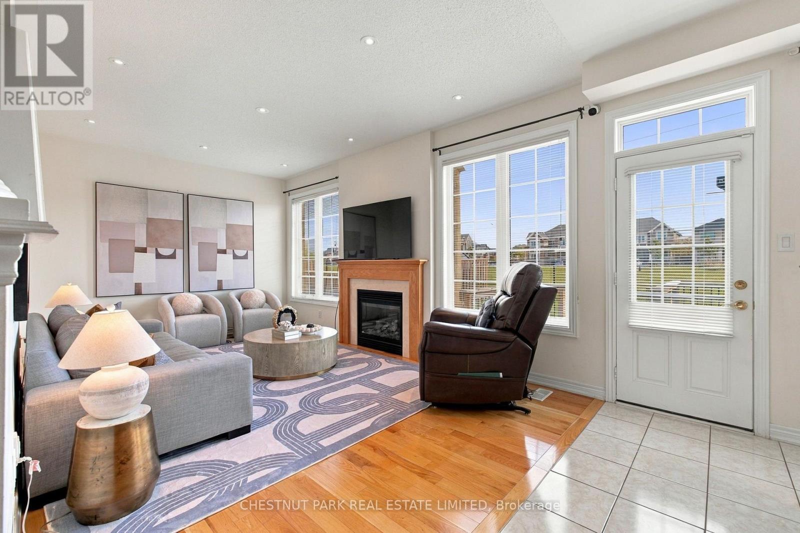 57 James Joyce Drive, Markham, ON photo 19