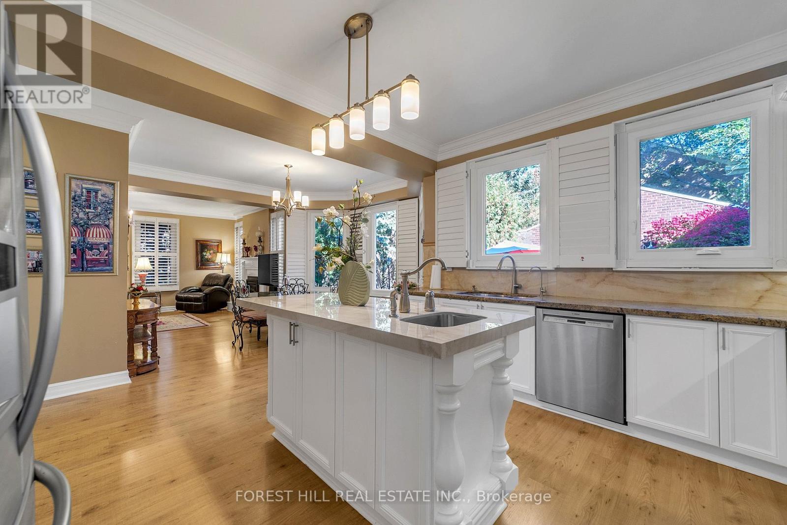 15 THEOBALDS CIRCLE, Richmond Hill (Mill Pond) — photo 11