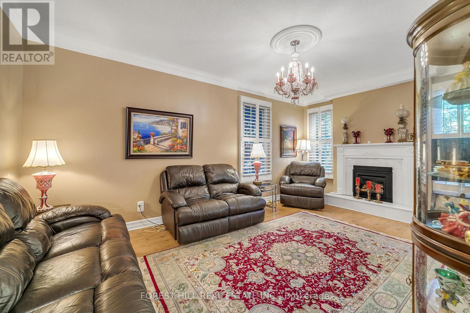 15 Theobalds Circle, Richmond Hill, ON photo 14