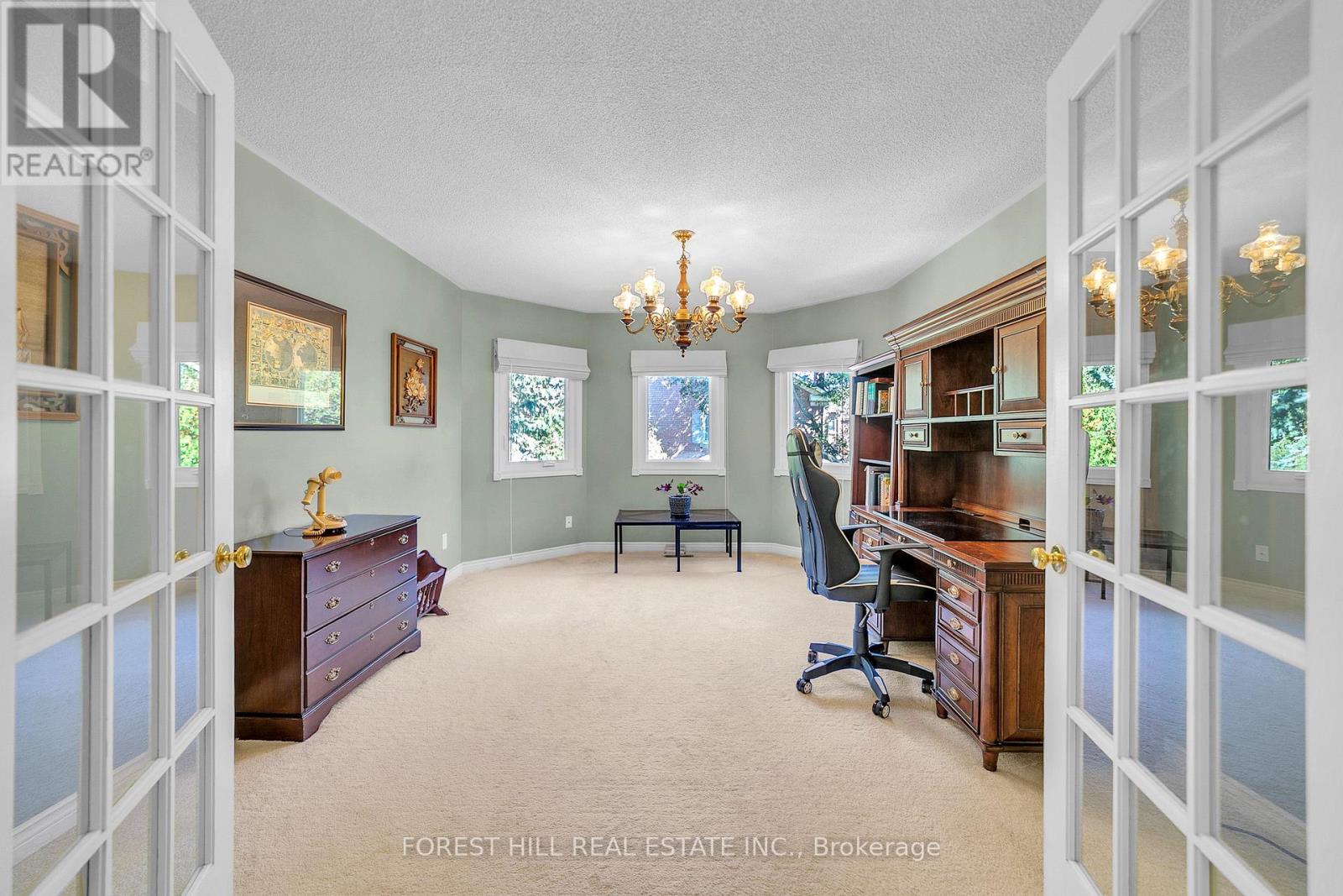 15 Theobalds Circle, Richmond Hill, ON photo 20