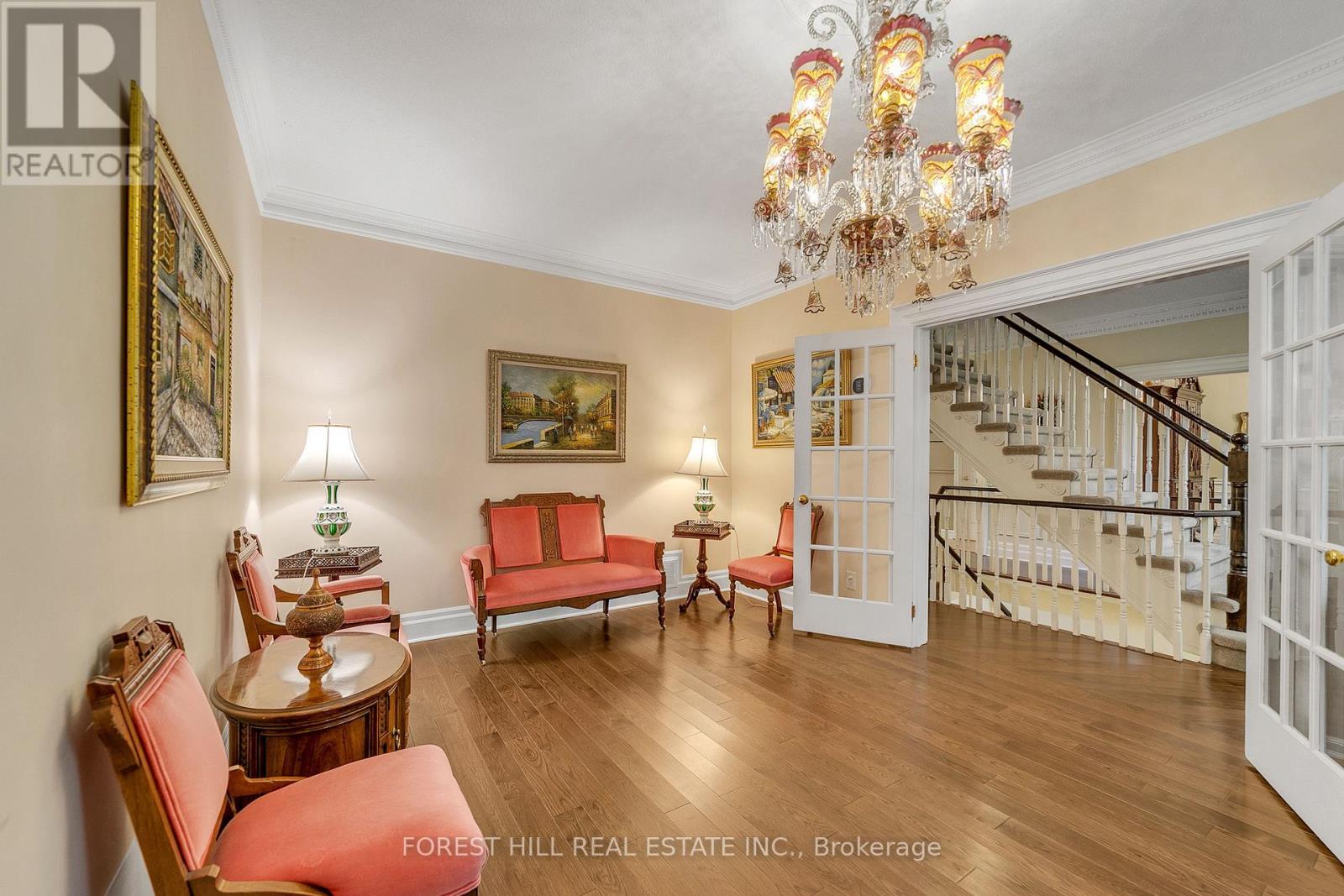 15 THEOBALDS CIRCLE, Richmond Hill (Mill Pond) — photo 6