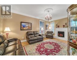 15 Theobalds Circle, Richmond Hill, ON L4C9C7 Photo 14