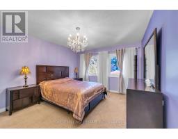 15 Theobalds Circle, Richmond Hill, ON L4C9C7 Photo 21