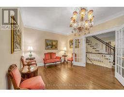 Family room - 15 Theobalds Circle, Richmond Hill, ON L4C9C7 Photo 6