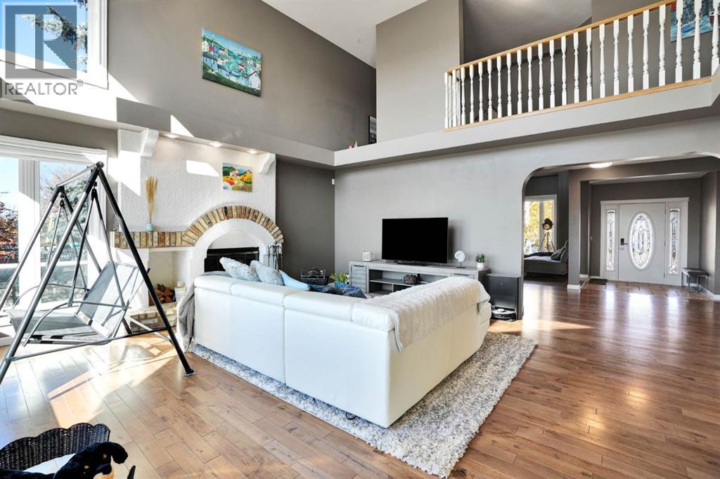 331 Wood Valley Bay SW, Calgary — photo 11