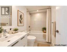 2421 - 230 Simcoe Street, Toronto, ON M5T0G7 Photo 11
