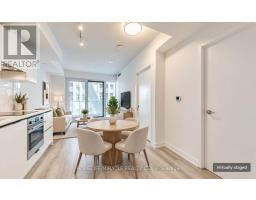 2421 - 230 Simcoe Street, Toronto, ON M5T0G7 Photo 6