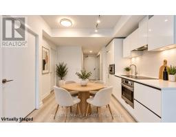 2421 - 230 Simcoe Street, Toronto, ON M5T0G7 Photo 8