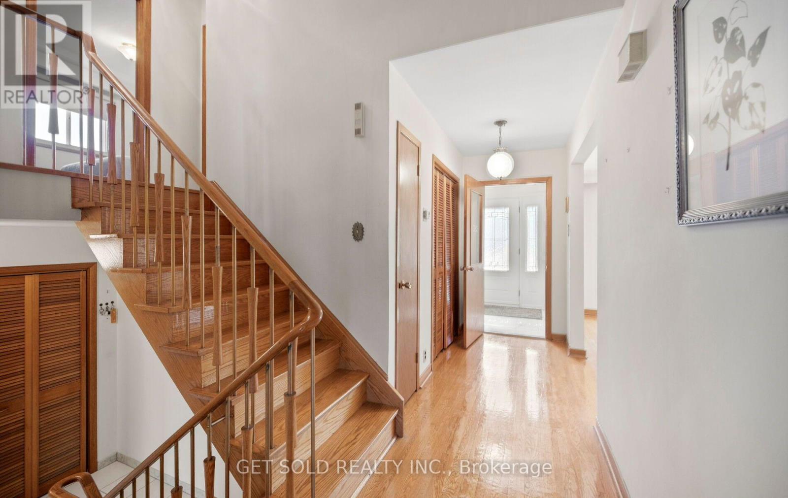 6 Marcel Road, Toronto, ON photo 13