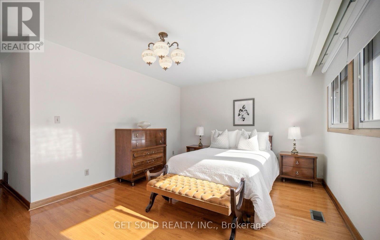 6 Marcel Road, Toronto, ON photo 14