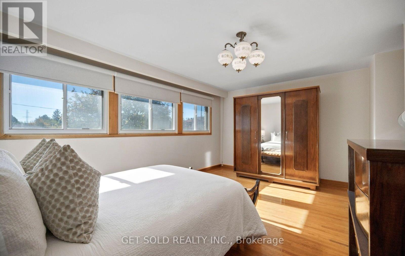 6 Marcel Road, Toronto, ON photo 16