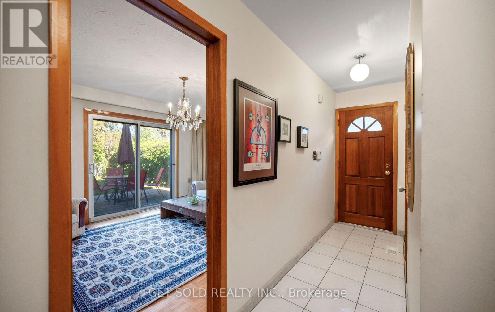 6 Marcel Road, Toronto, ON photo 27