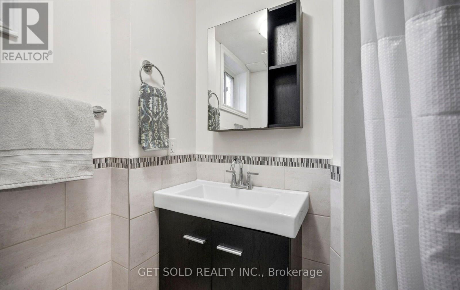 6 Marcel Road, Toronto, ON photo 39