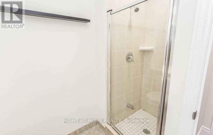 235- 3888 Duke Of York Boulevard, Mississauga, ON photo 22