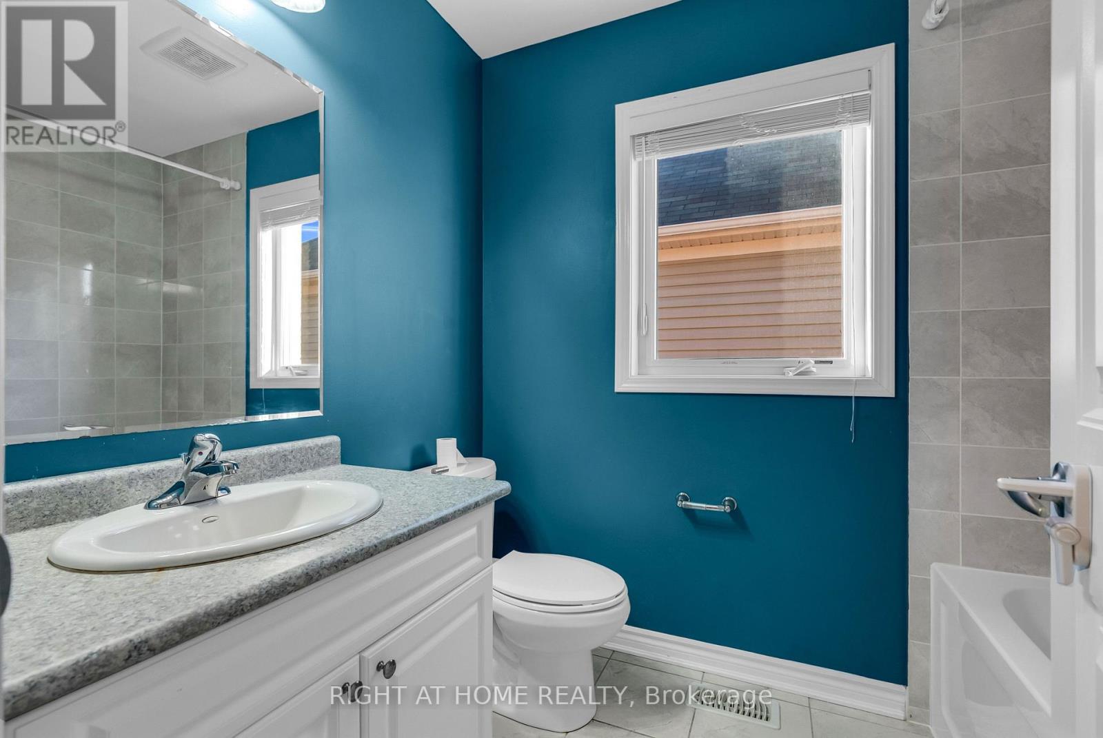 1626 Leblanc Court, Milton, ON photo 34