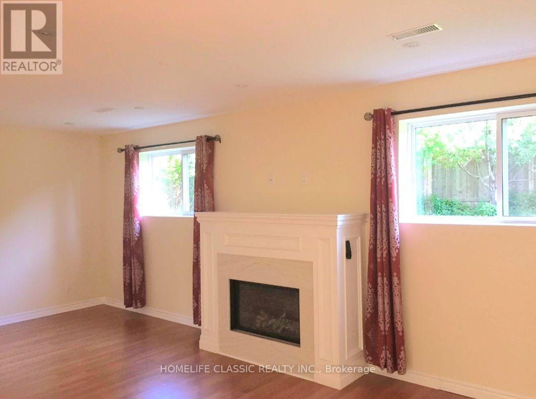 16 TERRYELLEN CRESCENT, Toronto (Markland Wood) — photo 5
