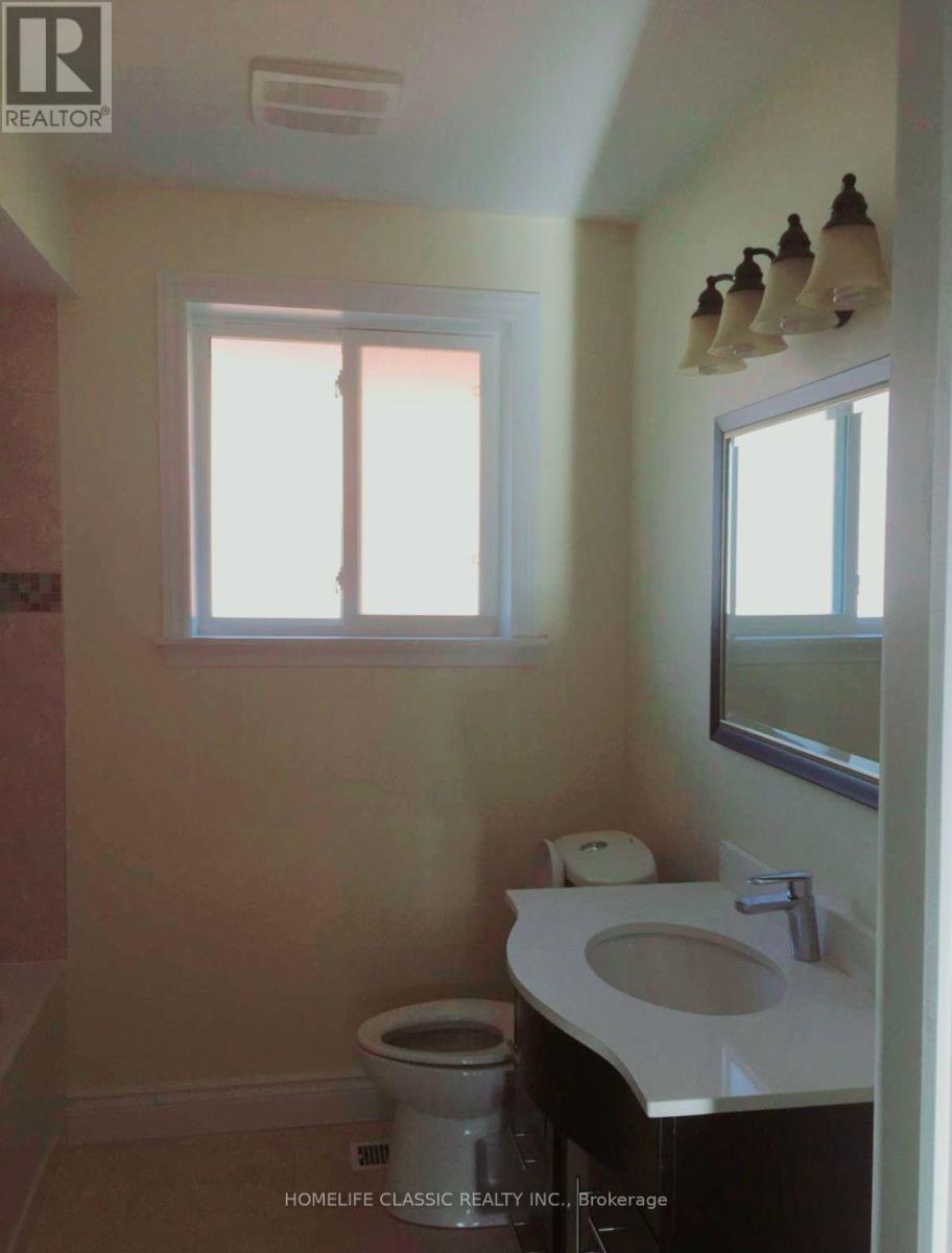 16 TERRYELLEN CRESCENT, Toronto (Markland Wood) — photo 8