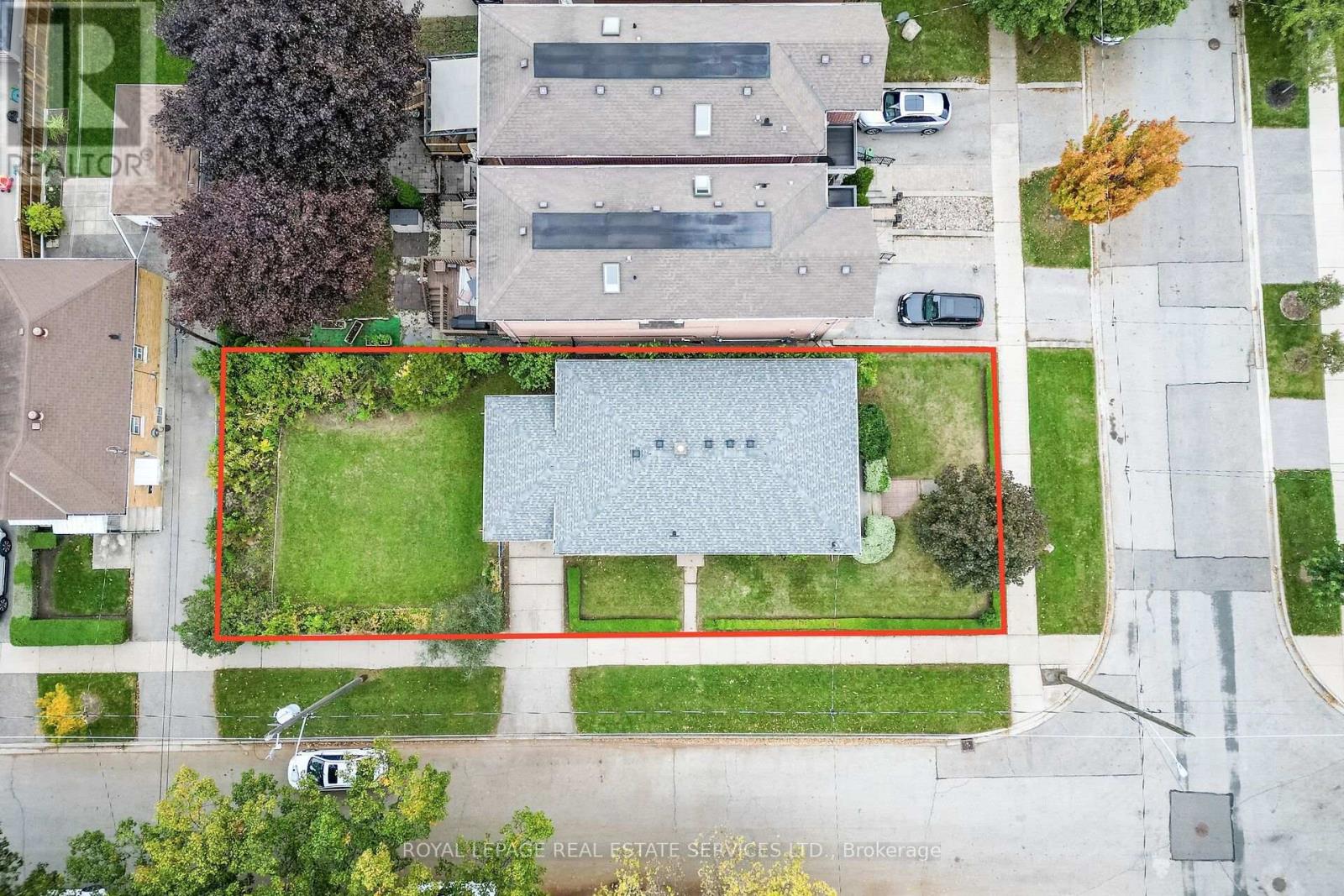 454 RIMILTON AVENUE, Toronto (Alderwood) — photo 3