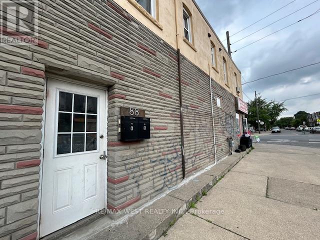 Photo of 88 Uxbridge Avenue