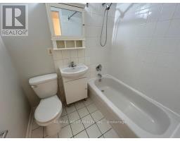 B - 88 Uxbridge Avenue, Toronto, ON M6N1C5 Photo 6
