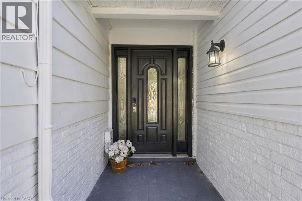 84 ELGAR Avenue, Hamilton — photo 3