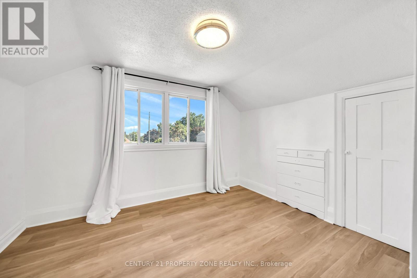 5977 Saint Marys Street, Niagara Falls, ON photo 30